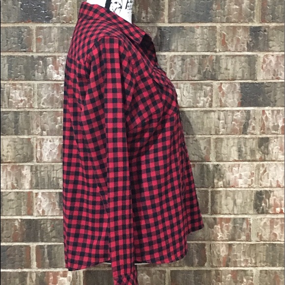EUC CROFT & BARROW Red Plaid Flannel Button Down - Picture 6 of 11